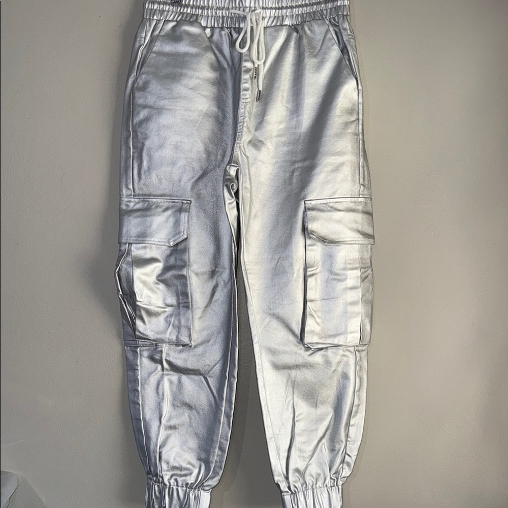 SHEIN Silver Metallic Sweatpants with Elastic Cuffs
